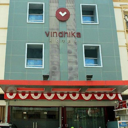 Vindhika Hotel Makassar Exterior foto