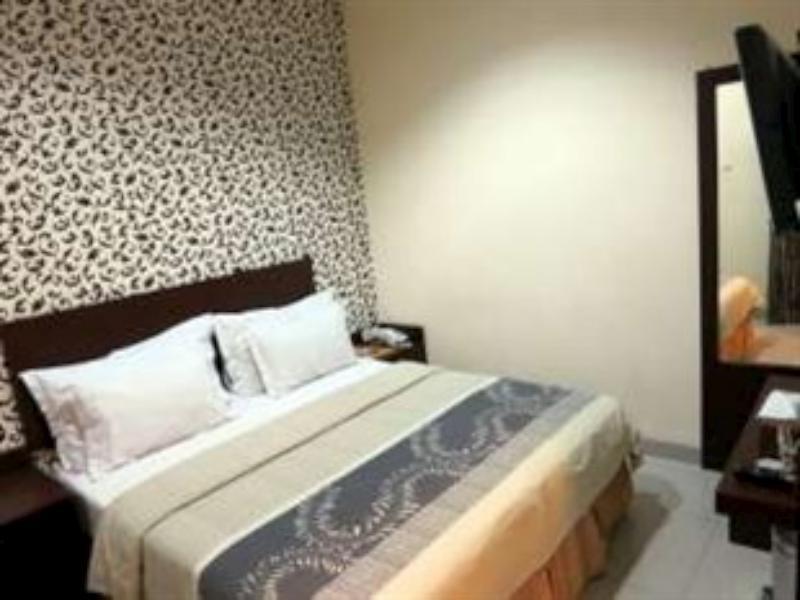 Vindhika Hotel Makassar Exterior foto