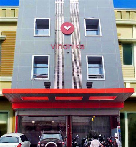 Vindhika Hotel Makassar Exterior foto